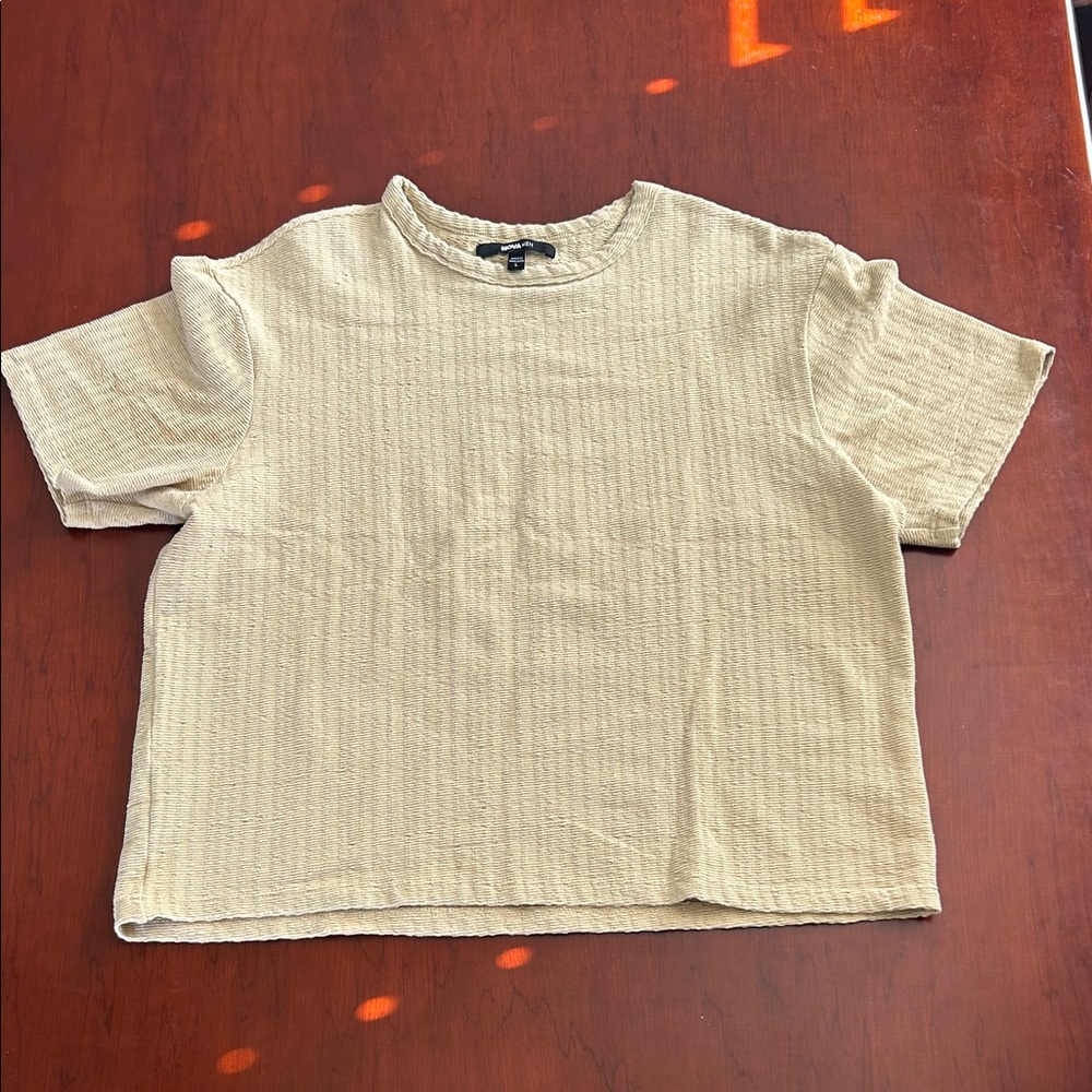 Fashion, nova men Beige Textured Short Sleeve Top